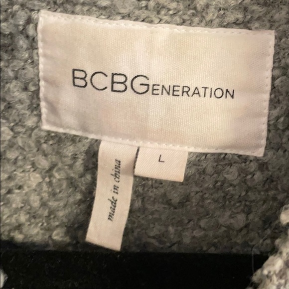 BCBG fall/ spring coat - Picture 3 of 10